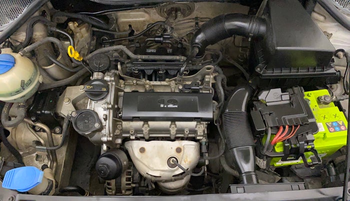 2016 Volkswagen Polo COMFORTLINE 1.2L, Petrol, Manual, 88,927 km, Engine View