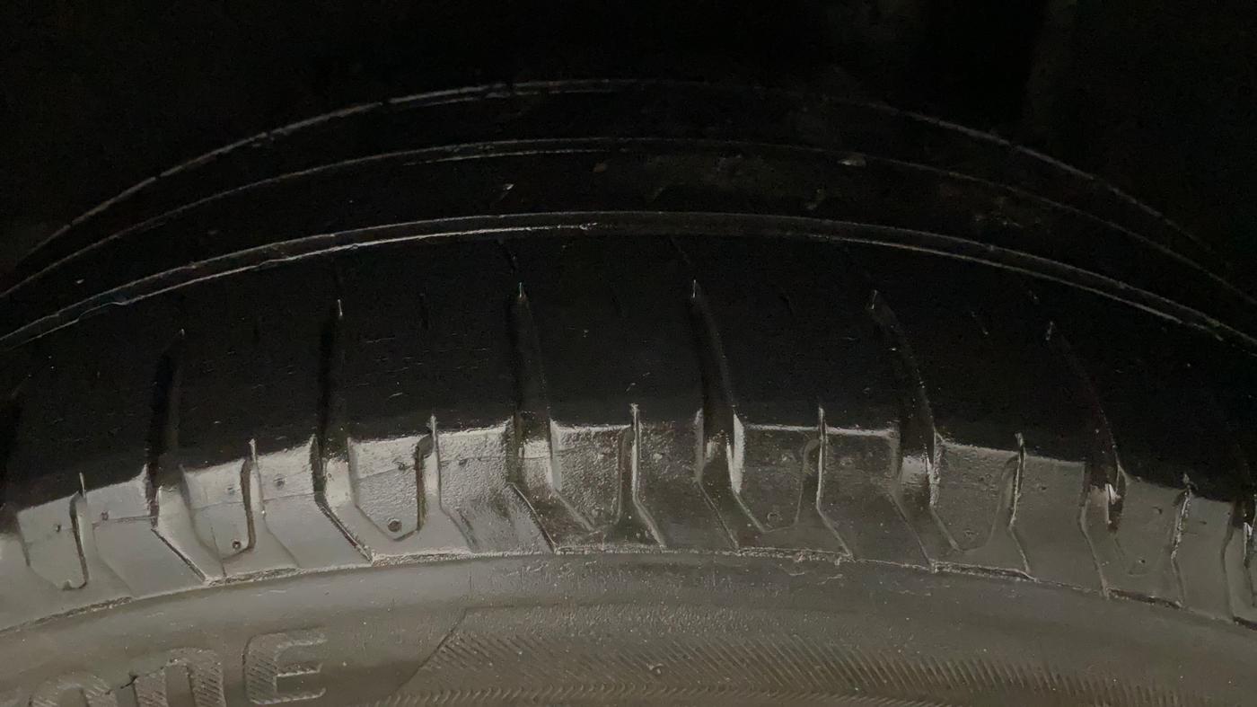 2015 Maruti Baleno ALPHA PETROL 1.2, Petrol, Manual, 52,574 km, Left Rear Tyre Tread