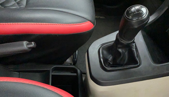 2019 Maruti New Wagon-R LXI CNG (O) 1.0, CNG, Manual, 1,11,234 km, Gear Lever