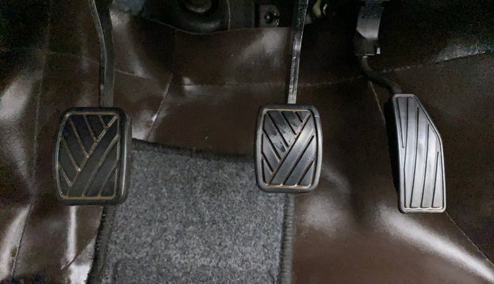 2019 Maruti New Wagon-R LXI CNG (O) 1.0, CNG, Manual, 1,11,234 km, Pedals