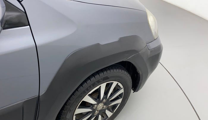 2015 Toyota Etios CROSS 1.2 G, CNG, Manual, 72,070 km, Right fender - Slightly dented