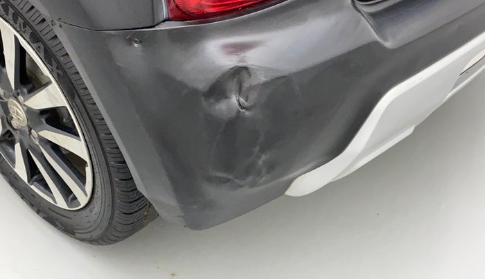 2015 Toyota Etios CROSS 1.2 G, CNG, Manual, 72,070 km, Rear bumper - Slightly dented