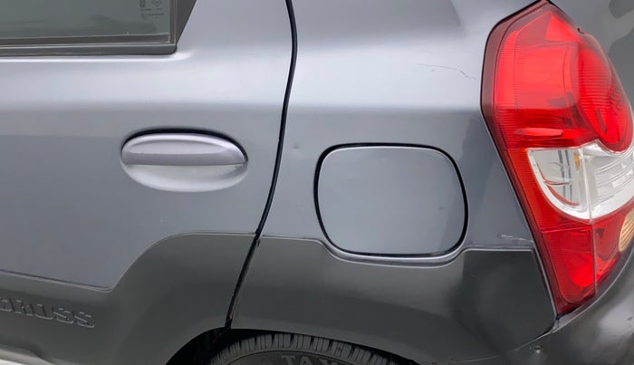 2015 Toyota Etios CROSS 1.2 G, CNG, Manual, 72,070 km, Left quarter panel - Slightly dented