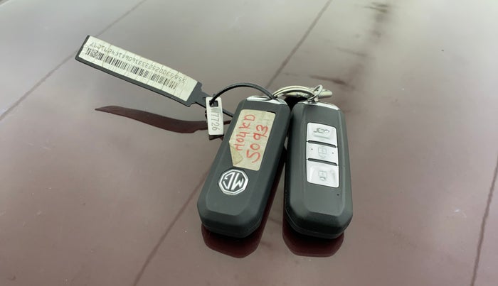 2019 MG HECTOR SMART 1.5 DCT PETROL, Petrol, Automatic, 64,111 km, Key Close Up