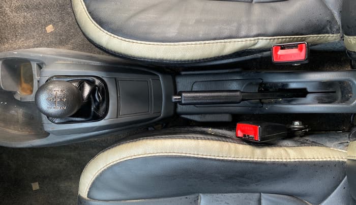 2013 Maruti Alto LX, Petrol, Manual, 55,054 km, Gear Lever
