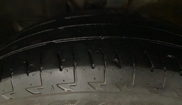 2023 Maruti Celerio VXI CNG, CNG, Manual, 46,176 km, Left Front Tyre Tread