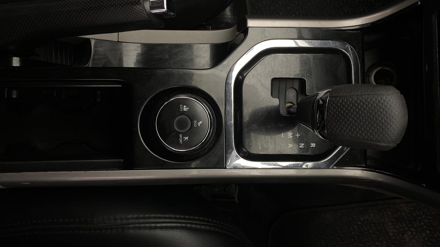 2019 Tata NEXON XZA PLUS PETROL, Petrol, Automatic, 79,696 km, Gear Lever