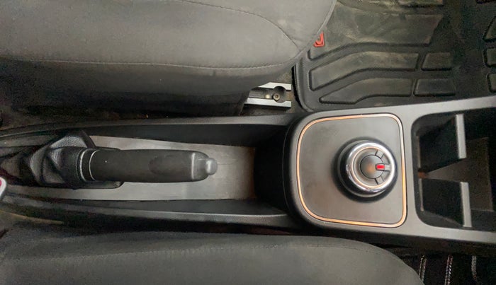 2023 Renault Kwid RXT 1.0 AMT, Petrol, Automatic, 14,561 km, Gear Lever