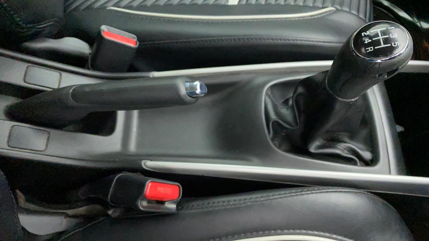 2016 Maruti Baleno ZETA PETROL 1.2, Petrol, Manual, 75,743 km, Gear Lever