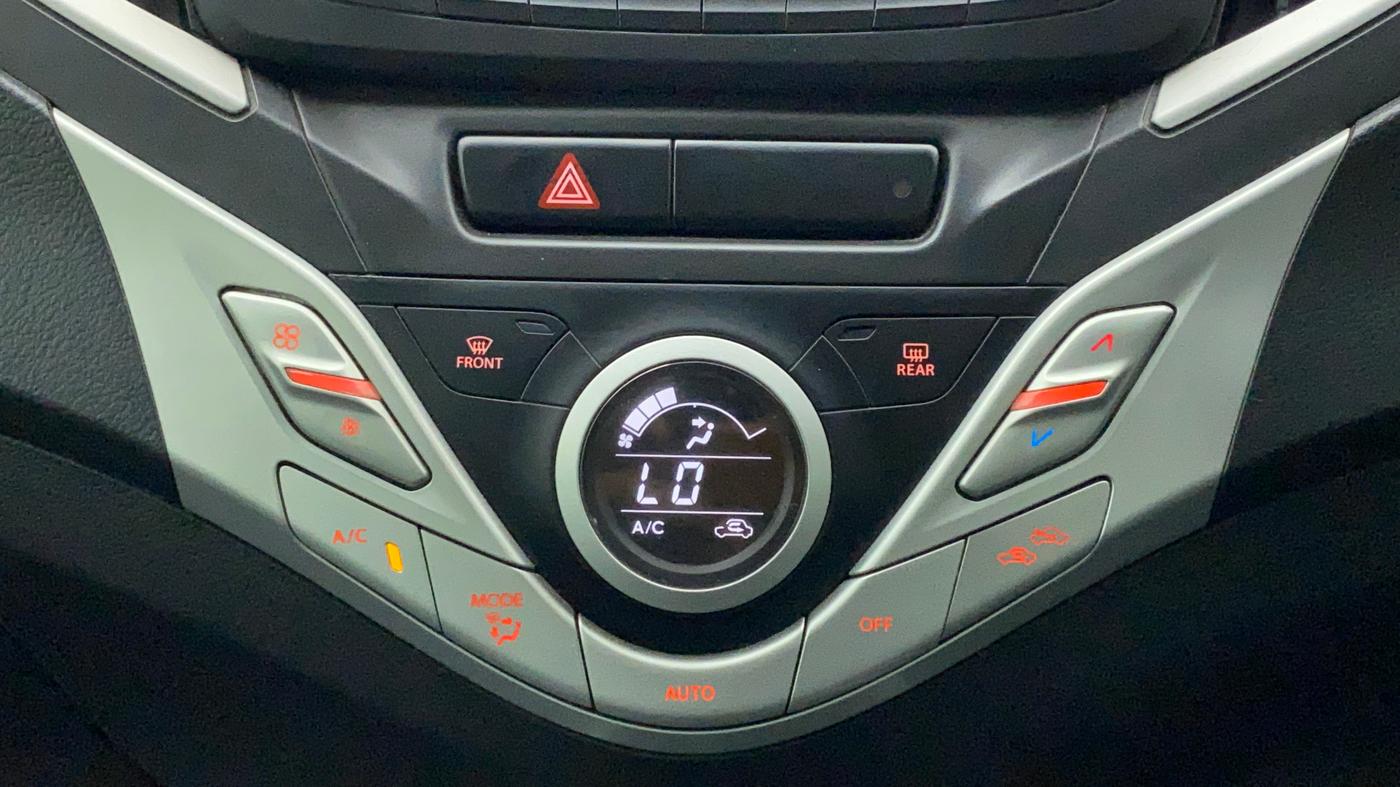 2016 Maruti Baleno ZETA PETROL 1.2, Petrol, Manual, 75,743 km, Automatic Climate Control