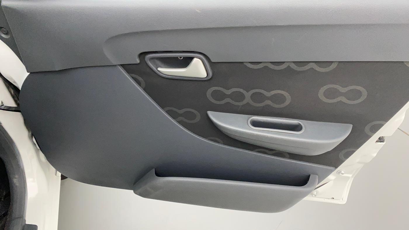 2016 Maruti Alto 800 LXI, Petrol, Manual, 45,166 km, Driver Side Door Panels Control