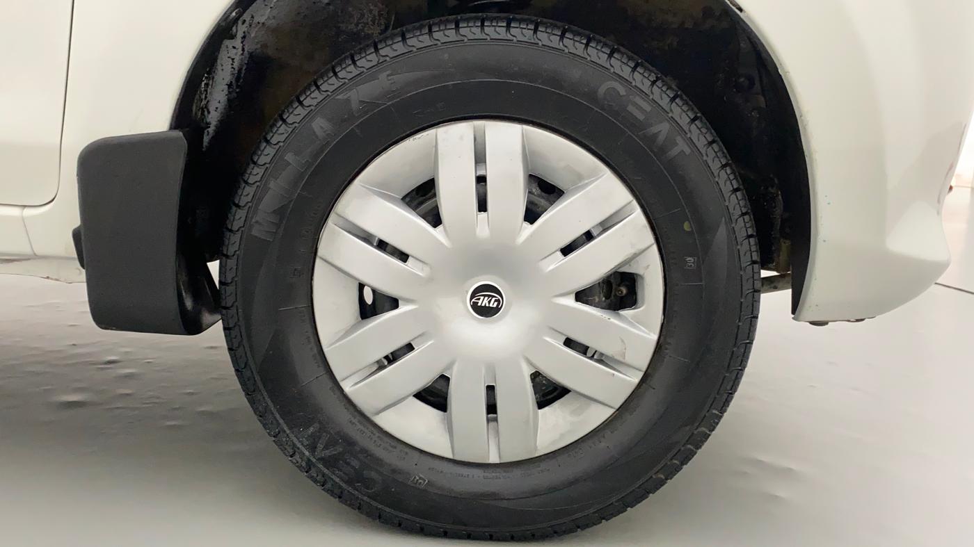 2016 Maruti Alto 800 LXI, Petrol, Manual, 45,166 km, Right Front Wheel