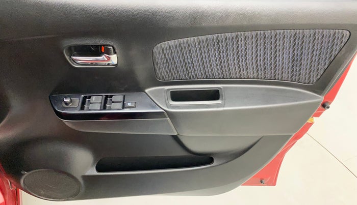 2013 Maruti Wagon R Stingray VXI, Petrol, Manual, 44,576 km, Driver Side Door Panels Control