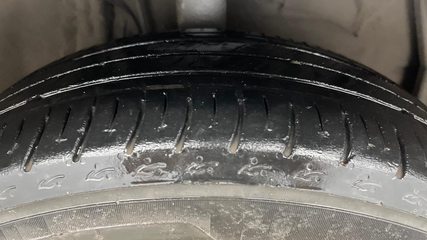 2020 Toyota YARIS G MT, Petrol, Manual, 96,276 km, Right Front Tyre Tread