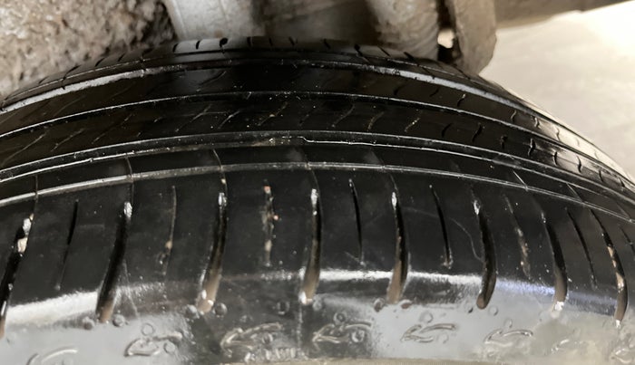 2020 Toyota YARIS G MT, Petrol, Manual, 96,203 km, Left Rear Tyre Tread