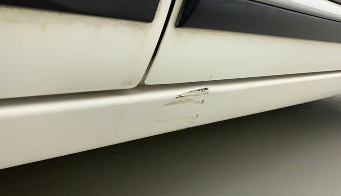 2017 Maruti Baleno DELTA CVT PETROL 1.2, Petrol, Automatic, 38,503 km, Right running board - Slightly dented
