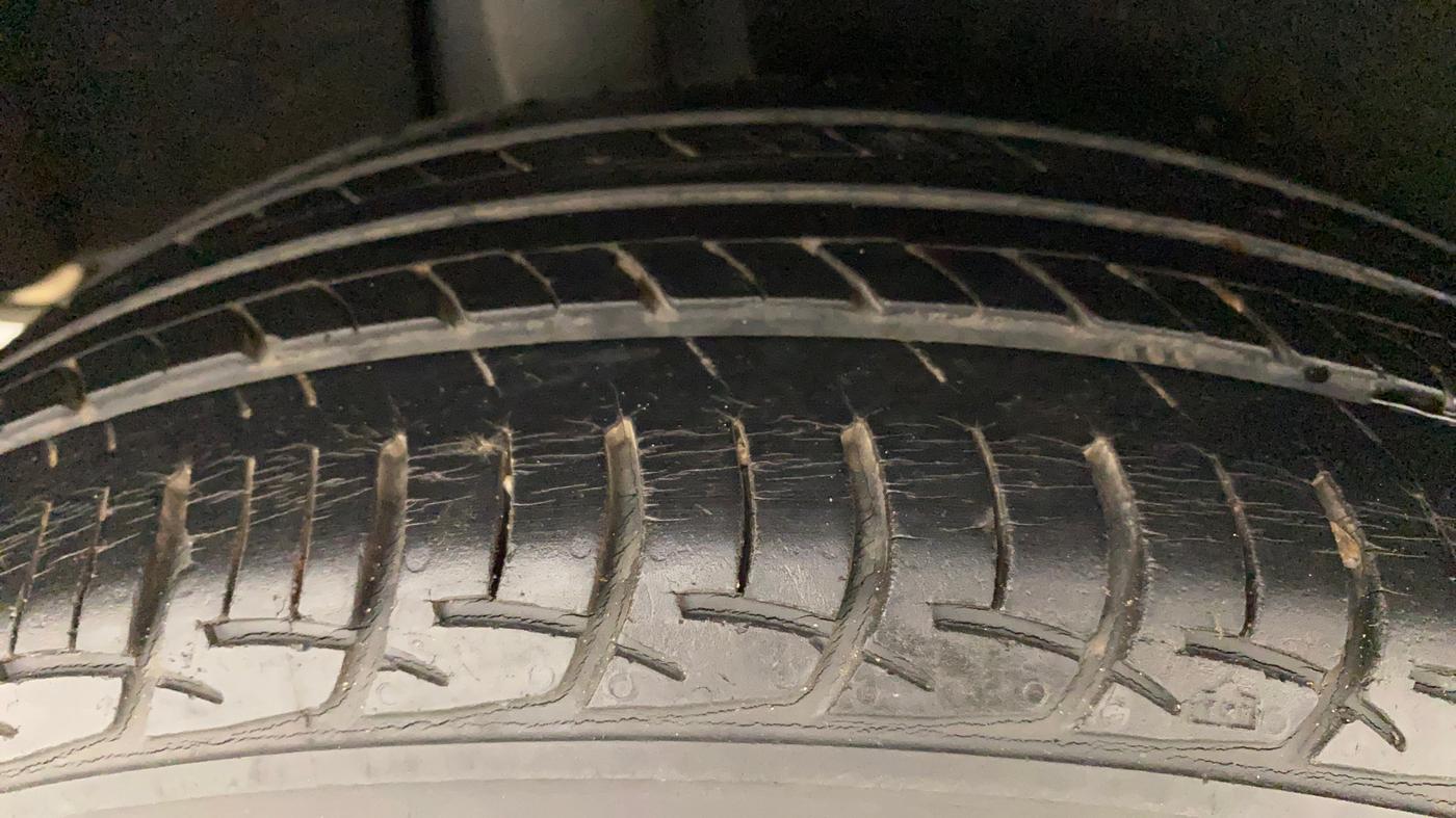2017 Maruti Baleno DELTA CVT PETROL 1.2, Petrol, Automatic, 38,503 km, Right Rear Tyre Tread