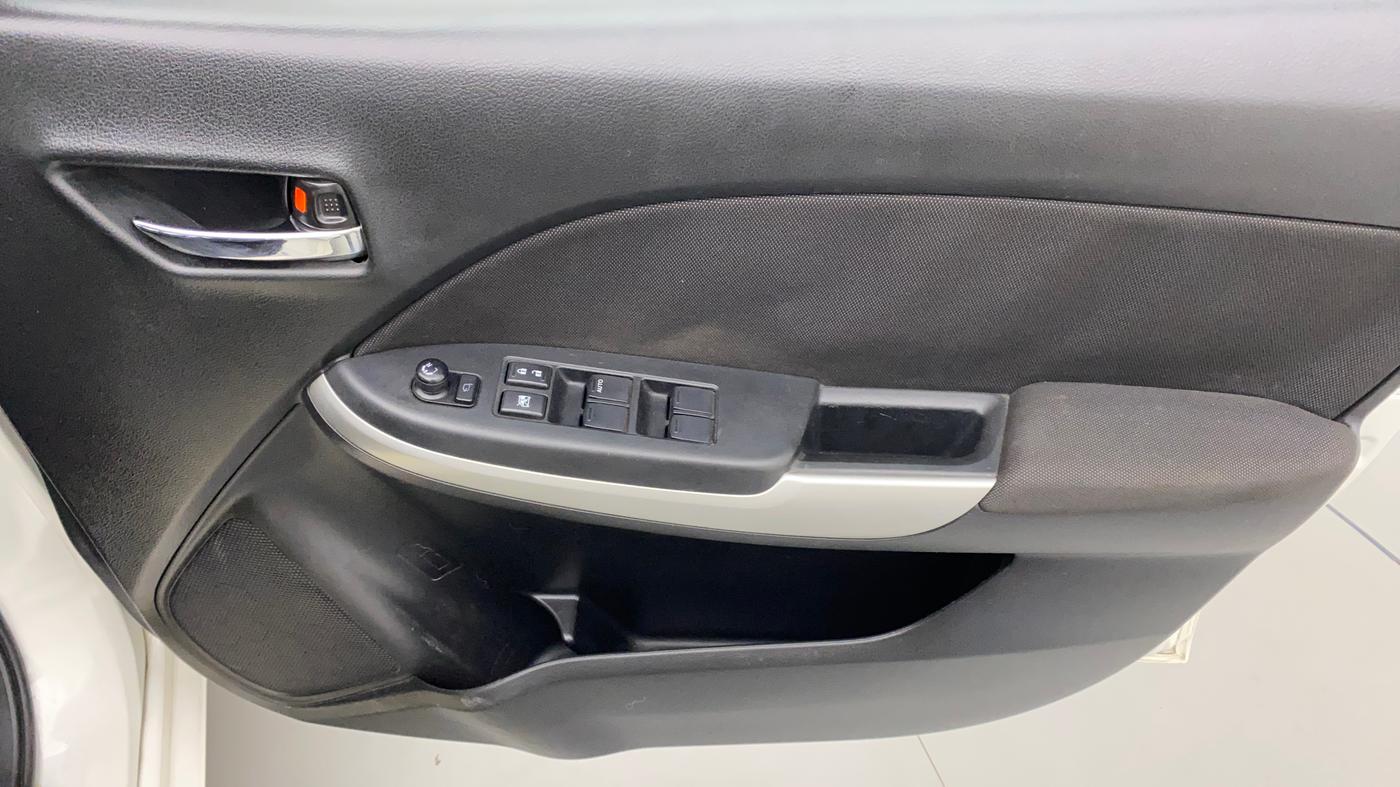 2017 Maruti Baleno DELTA CVT PETROL 1.2, Petrol, Automatic, 38,503 km, Driver Side Door Panels Control