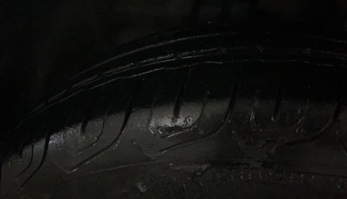 2015 Honda Jazz 1.2L I-VTEC S, Petrol, Manual, 53,082 km, Right Front Tyre Tread