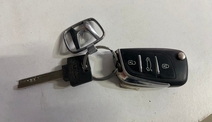 2015 Honda Jazz 1.2L I-VTEC S, Petrol, Manual, 53,082 km, Key Close Up