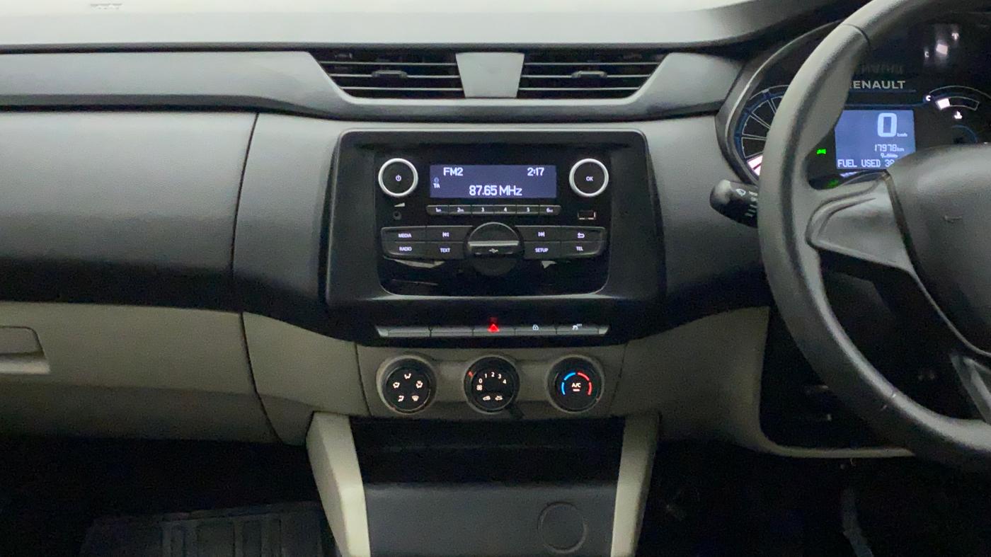 2023 Renault TRIBER RXL MT, Petrol, Manual, 18,252 km, Air Conditioner