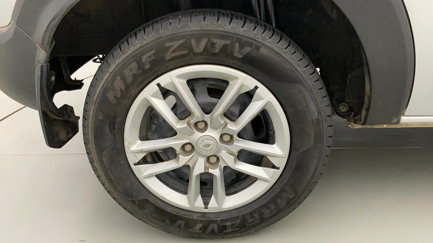 2023 Renault TRIBER RXL MT, Petrol, Manual, 18,252 km, Right Rear Wheel