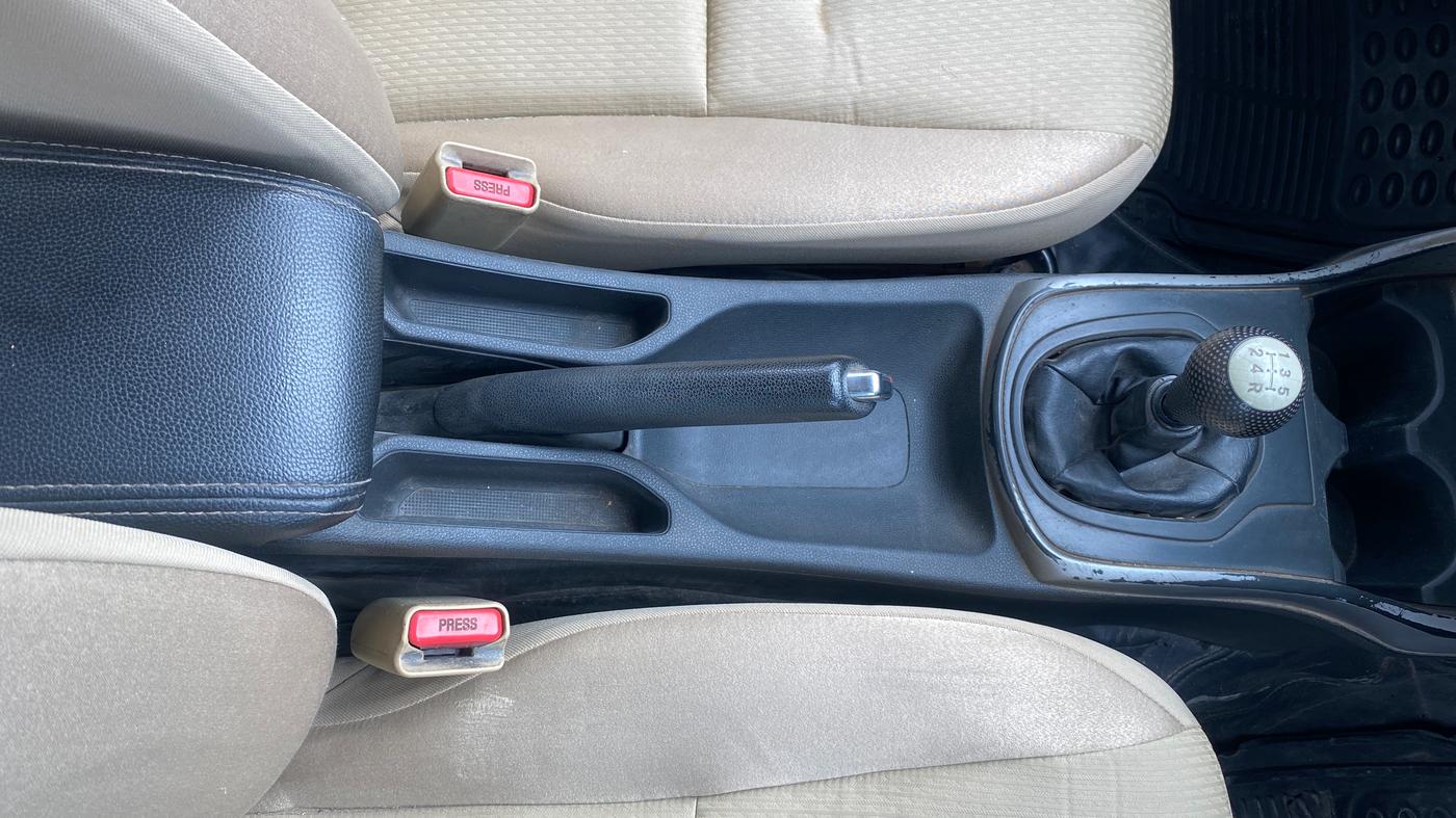 2018 Honda City 1.5L I-VTEC V MT, Petrol, Manual, 86,995 km, Gear Lever