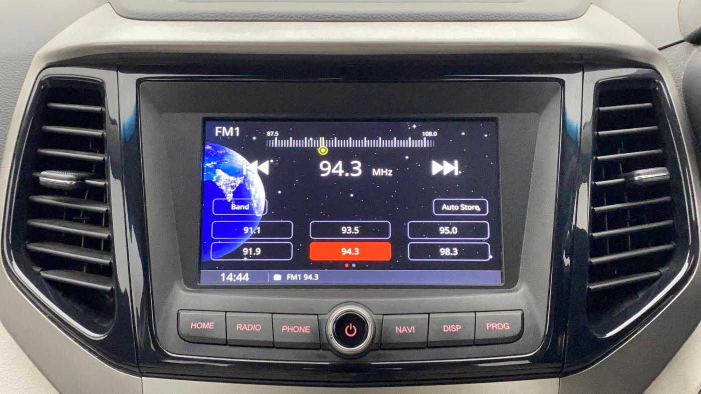 2019 Mahindra XUV300 W8 (O) 1.5 DIESEL, Diesel, Manual, 41,824 km, Infotainment System