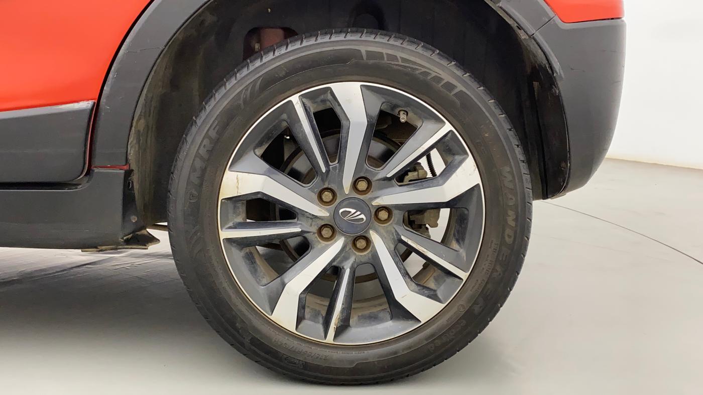 2019 Mahindra XUV300 W8 (O) 1.5 DIESEL, Diesel, Manual, 41,824 km, Left Rear Wheel