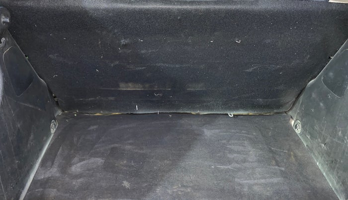 2017 Hyundai Elite i20 MAGNA 1.2, Petrol, Manual, 79,151 km, Boot Inside