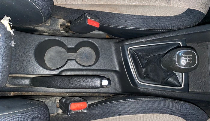 2017 Hyundai Elite i20 MAGNA 1.2, Petrol, Manual, 79,151 km, Gear Lever