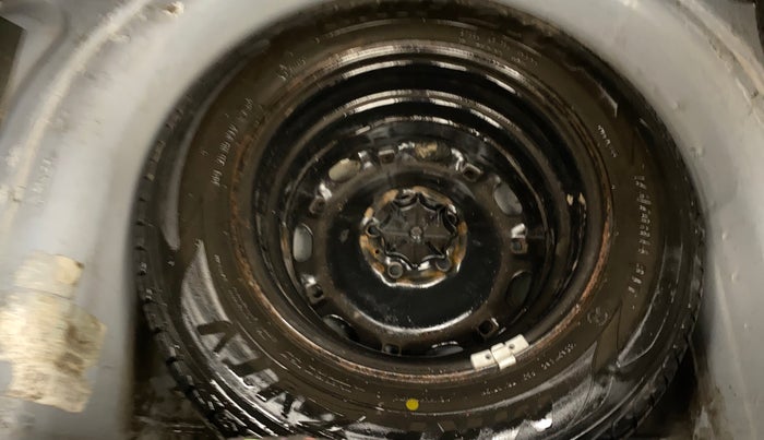 2015 Volkswagen Polo COMFORTLINE 1.5L, Diesel, Manual, 75,370 km, Spare Tyre