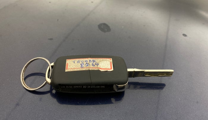 2015 Volkswagen Polo COMFORTLINE 1.5L, Diesel, Manual, 75,370 km, Key Close Up