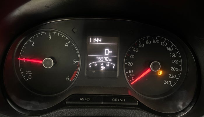 2015 Volkswagen Polo COMFORTLINE 1.5L, Diesel, Manual, 75,370 km, Odometer Image