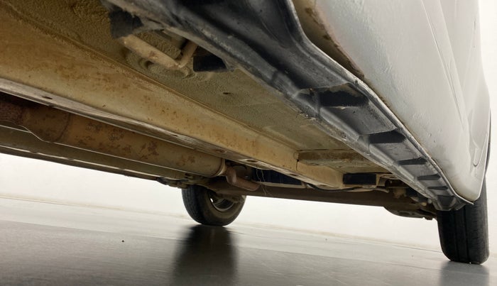 2010 Maruti Swift VXI D, Petrol, Manual, 68,006 km, Right Side Underbody