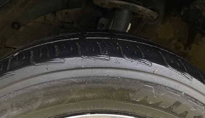 2022 Maruti Ertiga ZXI AT SHVS, Petrol, Automatic, 1,18,292 km, Left Front Tyre Tread