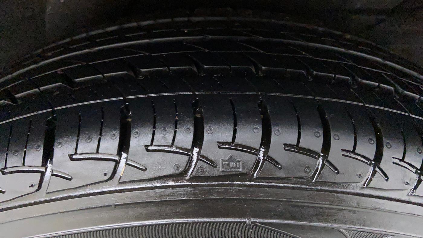2010 Hyundai i20 SPORTZ 1.2 O, Petrol, Manual, 13,924 km, Left Rear Tyre Tread