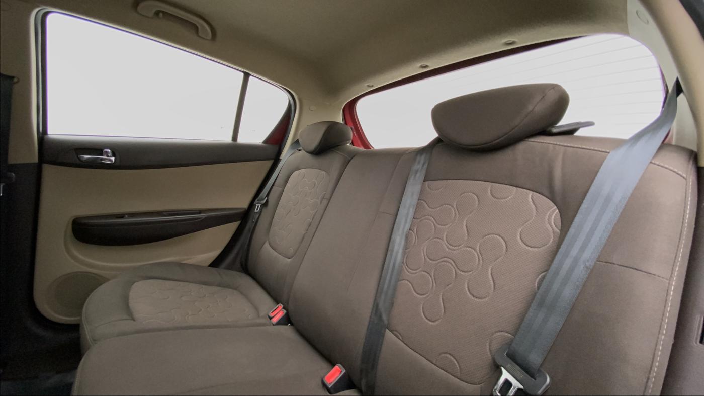 2010 Hyundai i20 SPORTZ 1.2 O, Petrol, Manual, 13,924 km, Right Side Rear Door Cabin
