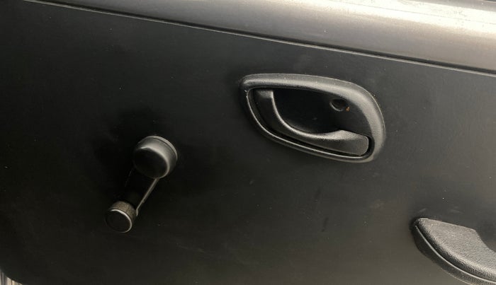 2019 Maruti Eeco 7 STR, Petrol, Manual, 30,955 km, Driver Side Door Panels Control