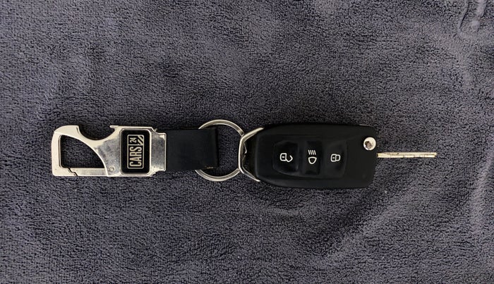 2018 Tata Tiago XZ PETROL, Petrol, Manual, 28,169 km, Key Close Up