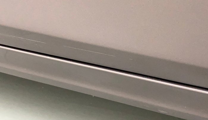 2018 Tata Tiago XZ PETROL, Petrol, Manual, 28,169 km, Driver-side door - Minor scratches