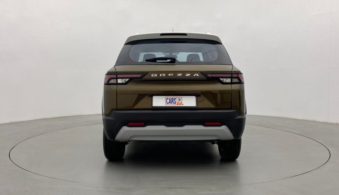 2022 Maruti BREZZA ZXI + AT SMART HYBRID DUAL TONE, Petrol, Automatic, 16,626 km, Back/Rear