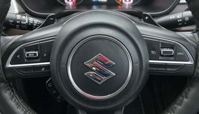 2022 Maruti BREZZA ZXI + AT SMART HYBRID DUAL TONE, Petrol, Automatic, 16,626 km, Paddle Shifters