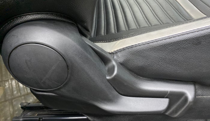 2017 Maruti Baleno DELTA PETROL 1.2, Petrol, Manual, 38,730 km, Driver Side Adjustment Panel