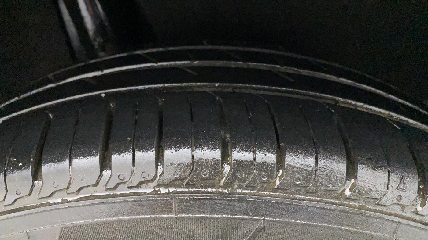 2016 Maruti Baleno DELTA PETROL 1.2, Petrol, Manual, 72,660 km, Right Rear Tyre Tread