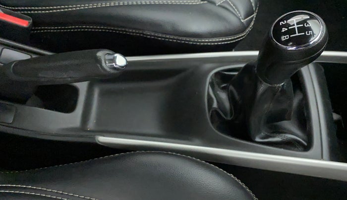 2016 Maruti Baleno DELTA PETROL 1.2, Petrol, Manual, 72,660 km, Gear Lever
