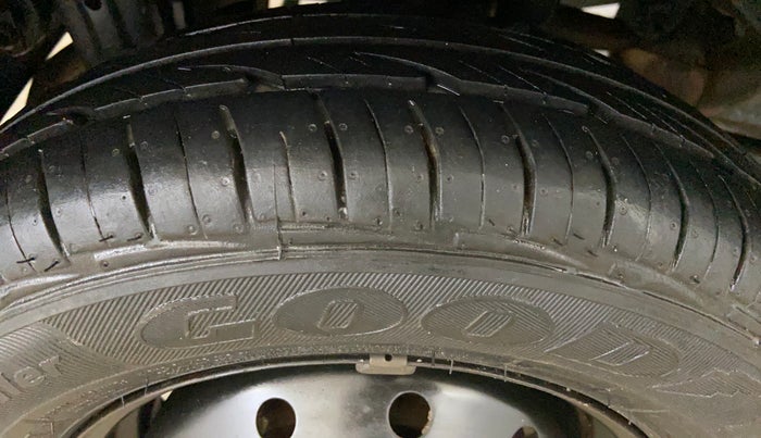 2014 Maruti Alto 800 VXI, Petrol, Manual, 37,791 km, Right Rear Tyre Tread