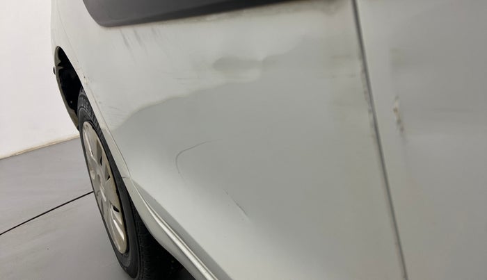 2013 Maruti Swift VXI, Petrol, Manual, 79,202 km, Right rear door - Slightly dented