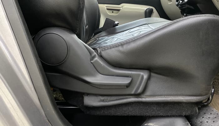 2018 Maruti IGNIS ZETA 1.2 AMT, Petrol, Automatic, 75,022 km, Driver Side Adjustment Panel
