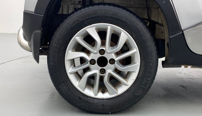 2016 Mahindra Kuv100 K8 D 5 STR, Diesel, Manual, 63,991 km, Right Rear Wheel